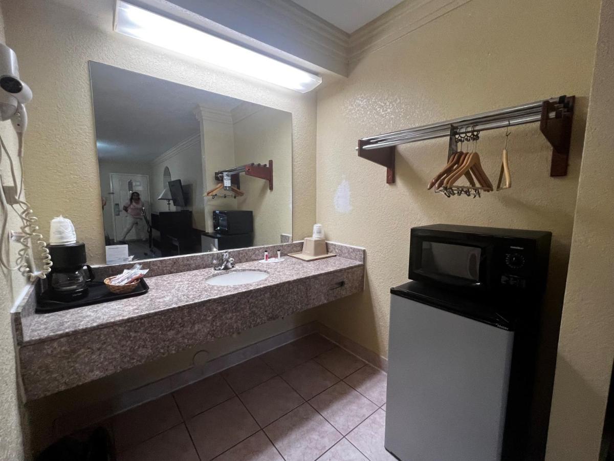 קאטי Express Inn מראה חיצוני תמונה